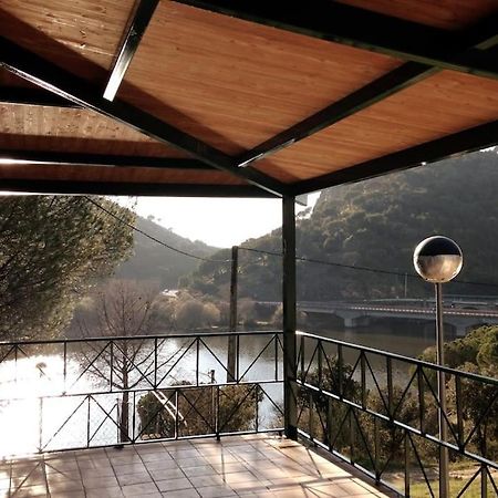 La Casa Del Lago Navas del Rey Exterior foto