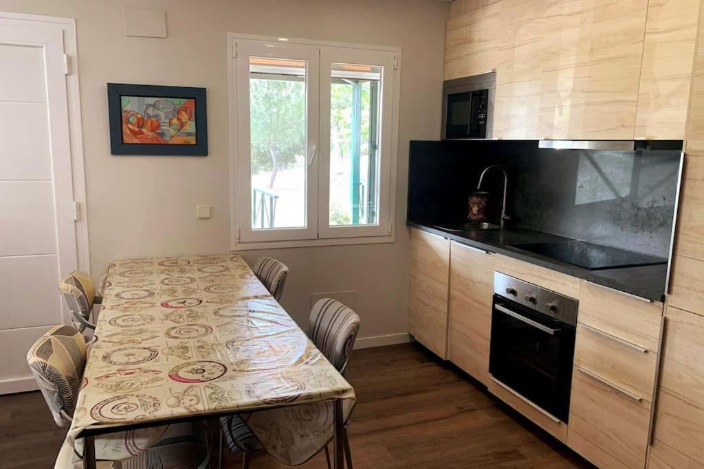 La Casa Del Lago Navas del Rey Exterior foto
